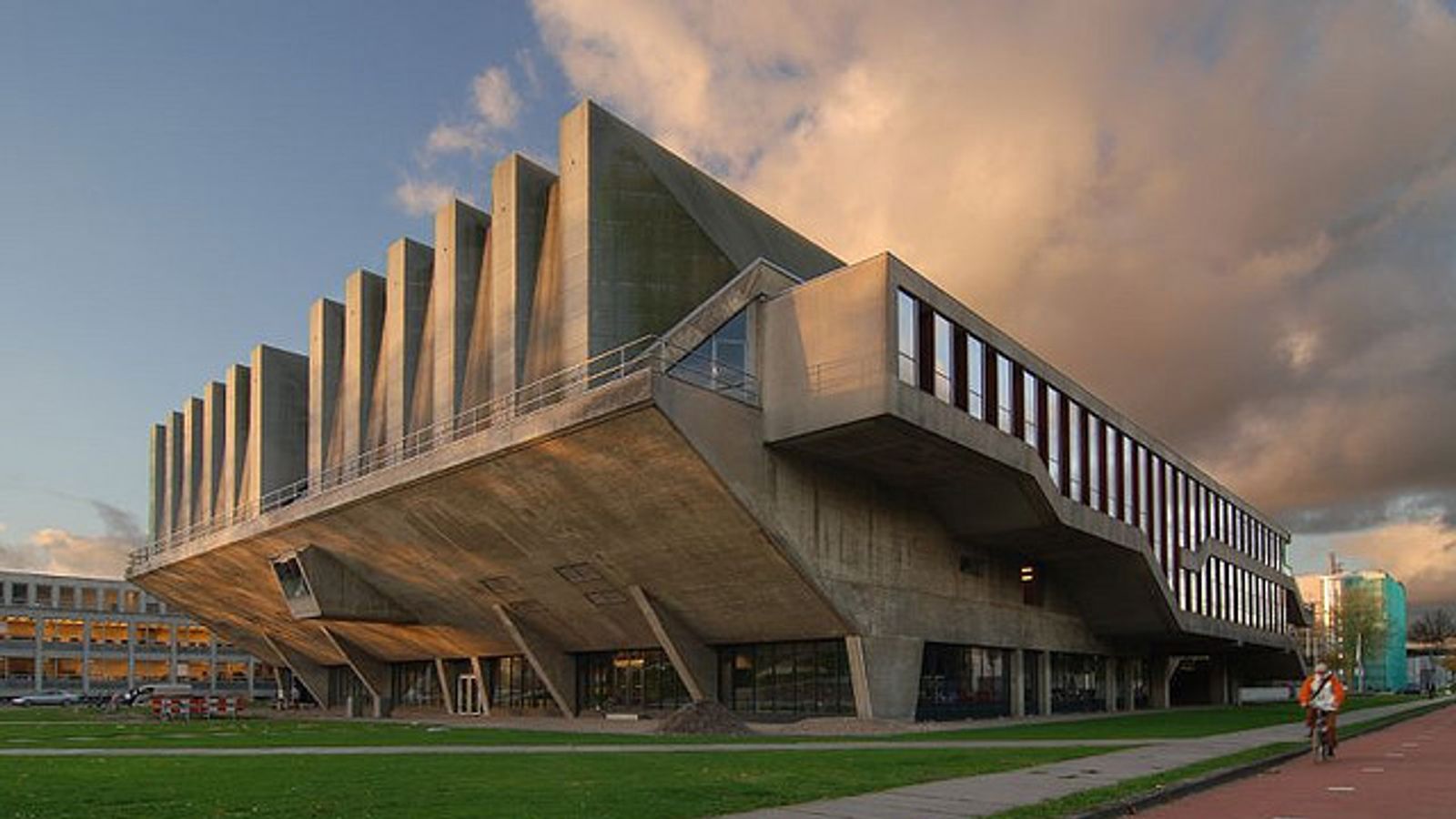 TU Delft